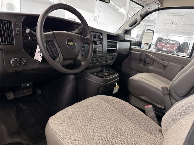 2025 Chevrolet Express Cutaway 3500 VAN 177