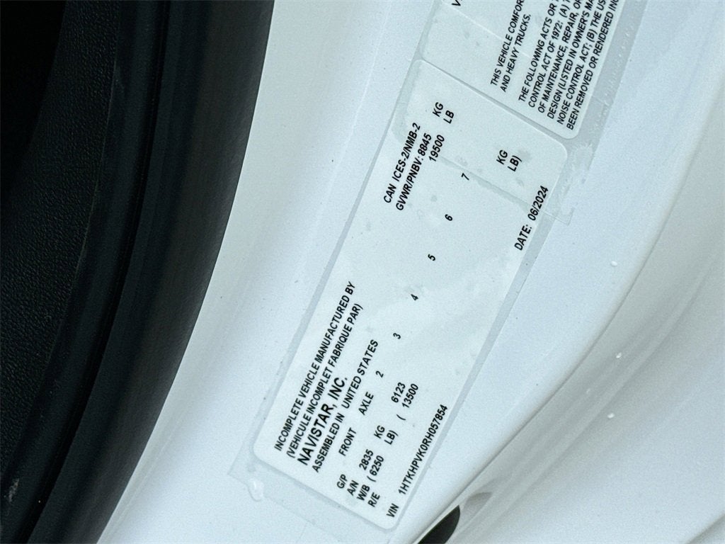 2024 Chevrolet Silverado 5500HD Work Truck