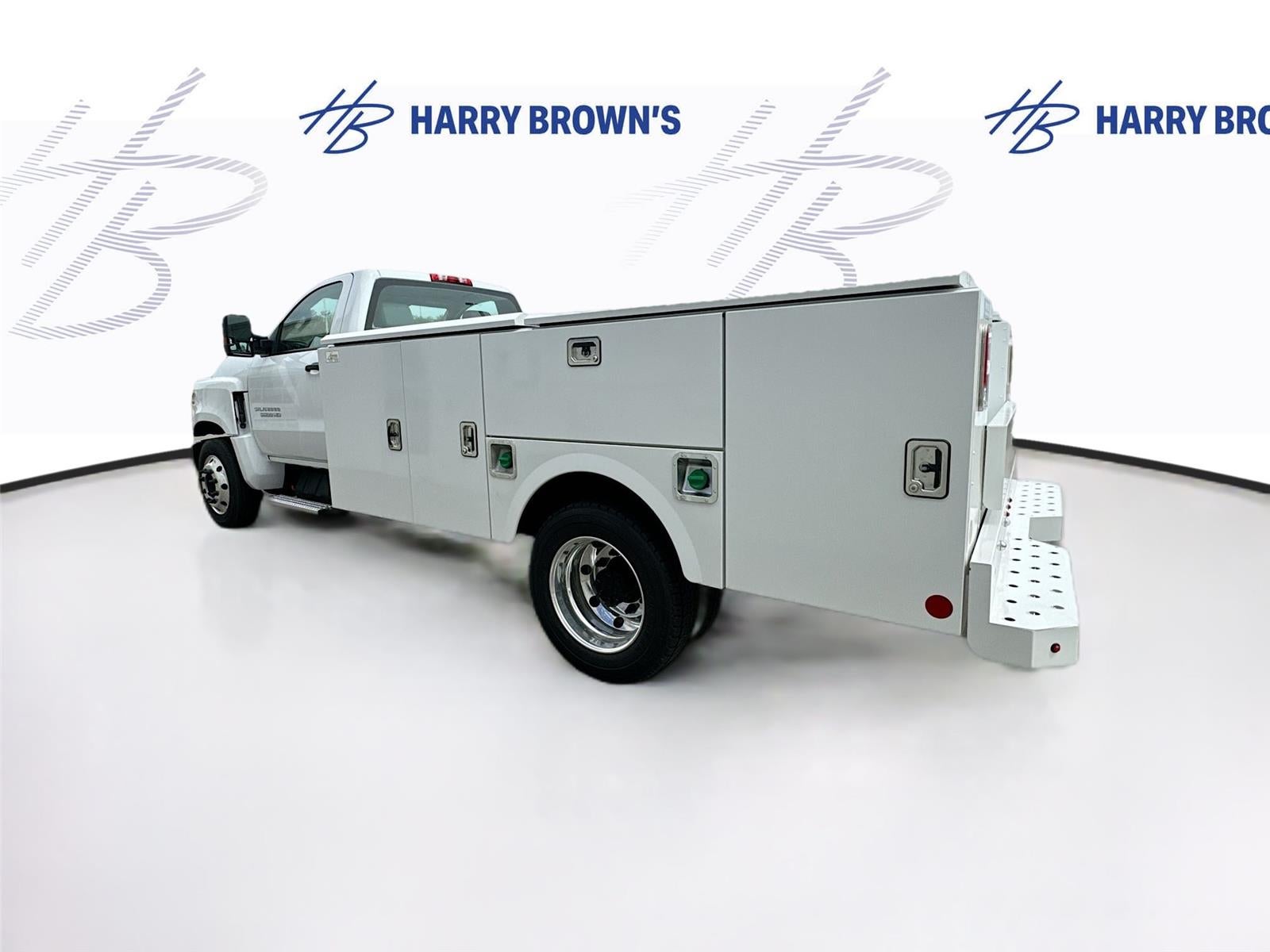 2024 Chevrolet Silverado 5500HD Work Truck