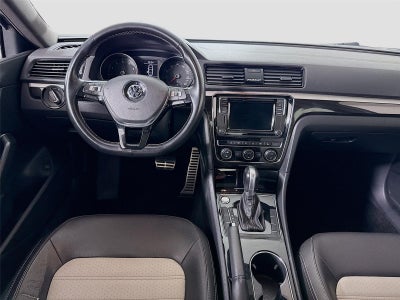 2018 Volkswagen Passat V6 GT