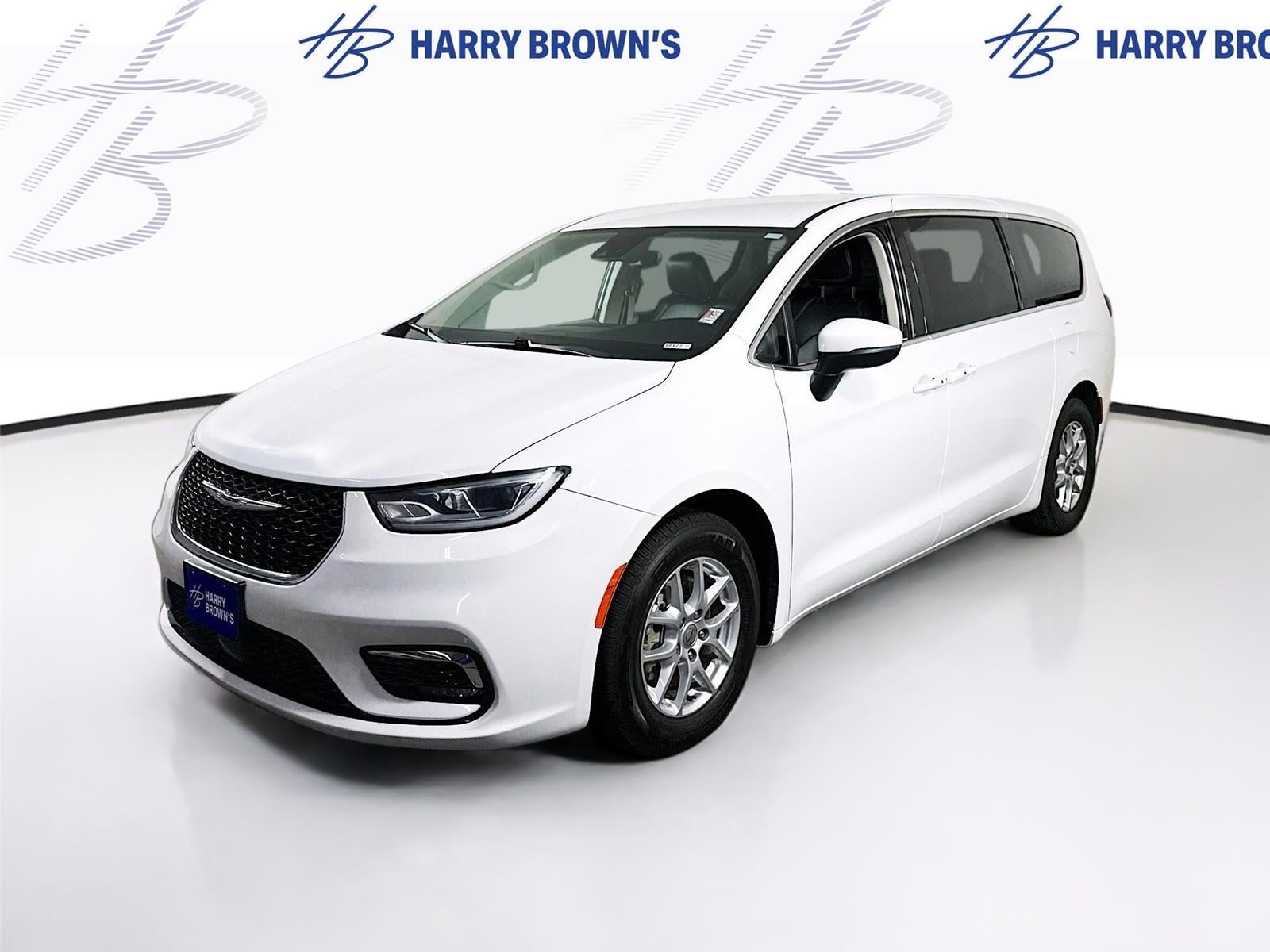 2023 Chrysler Pacifica Touring L