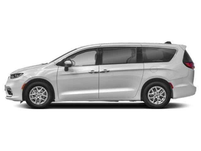 Used 2023 Chrysler Pacifica Touring L with VIN 2C4RC1BG6PR587139 for sale in Faribault, Minnesota