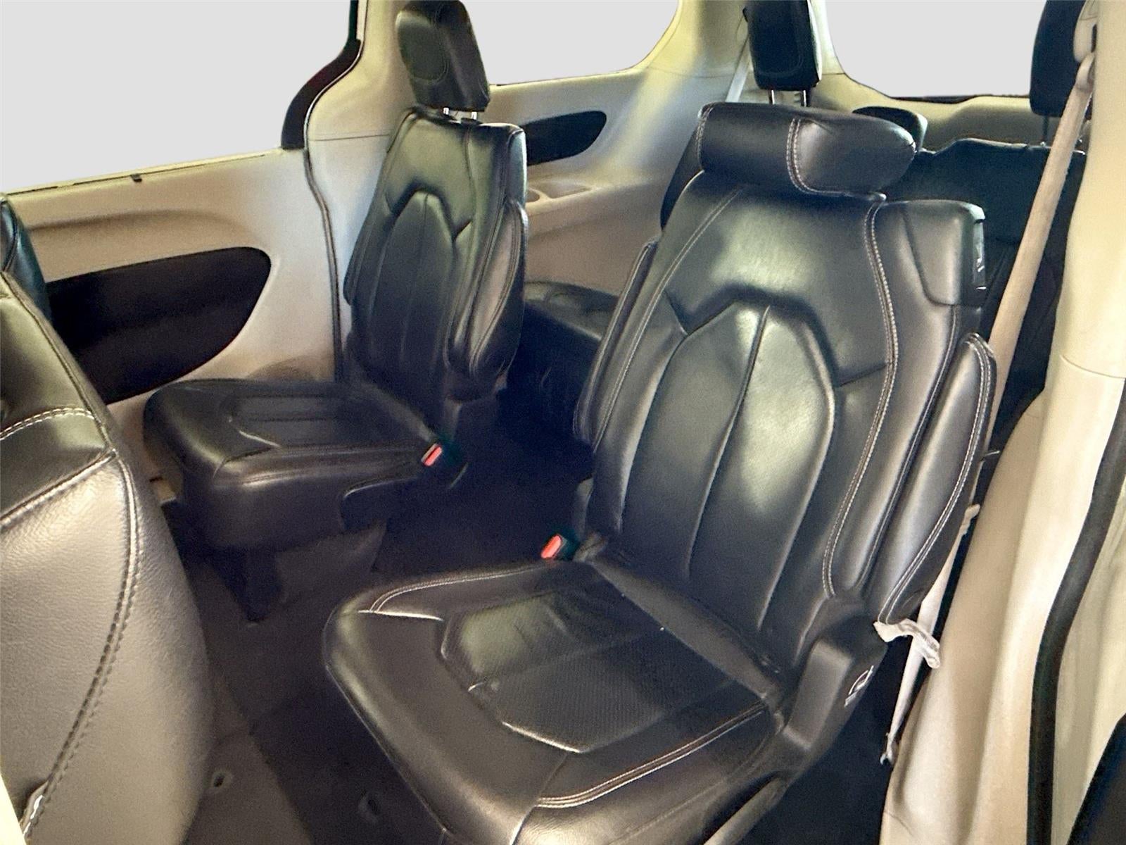 2022 Chrysler Pacifica TOURING L FWD