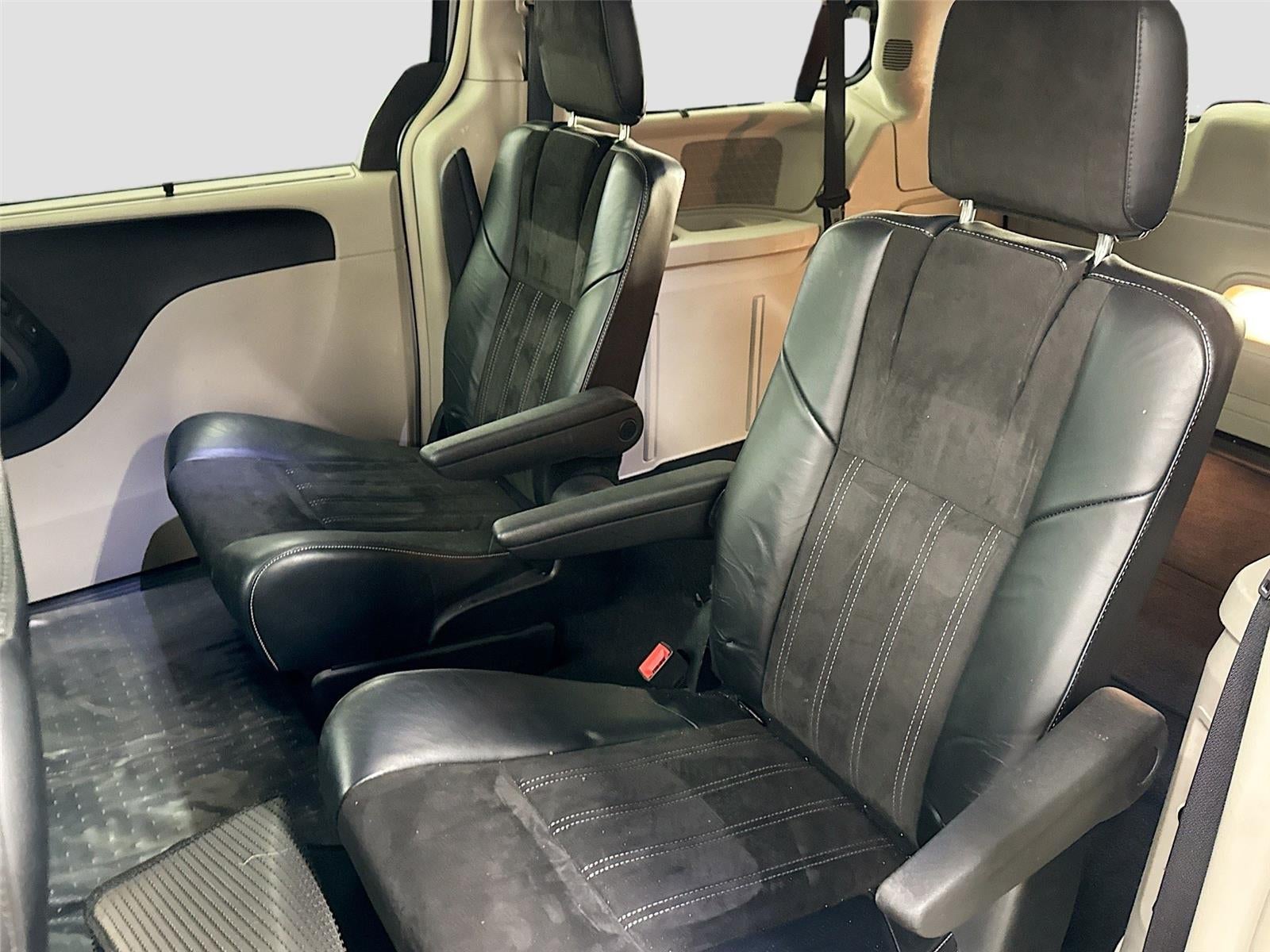 2014 Chrysler Town & Country Touring-L 30th Anniversary