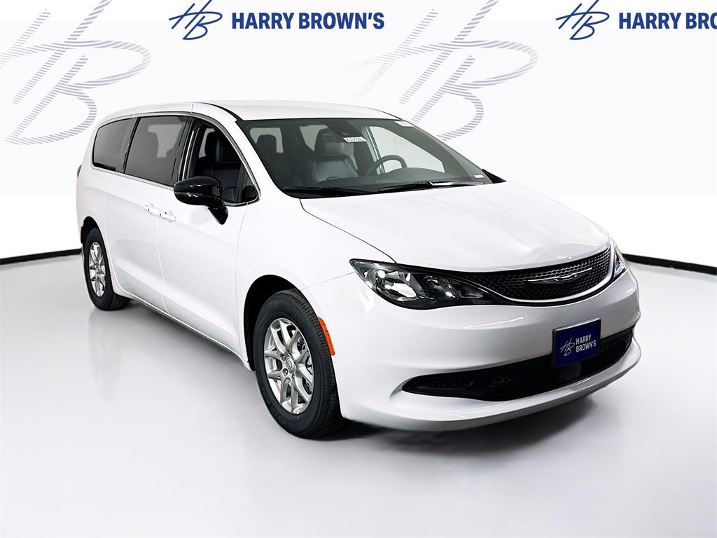 2026 Chrysler Voyager LX