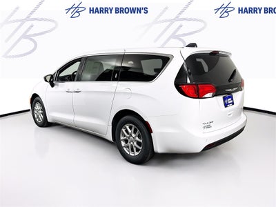 2026 Chrysler Voyager LX