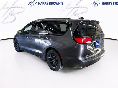 2020 Chrysler Pacifica Touring L Plus