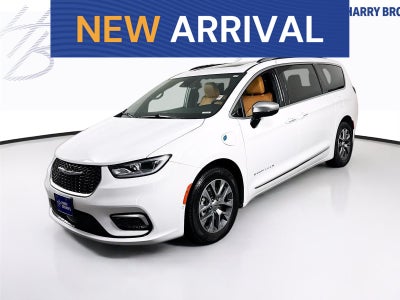 2023 Chrysler Pacifica Hybrid Hybrid Pinnacle