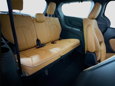 2023 Chrysler Pacifica Hybrid Hybrid Pinnacle