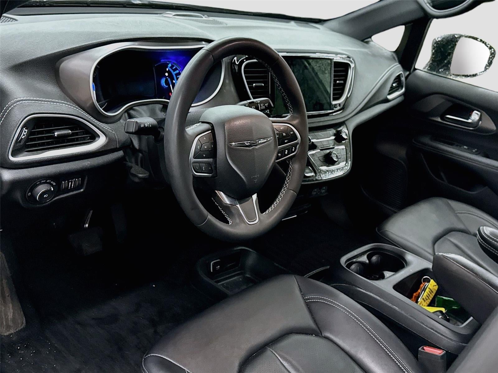 2025 Chrysler Pacifica Hybrid Hybrid Select
