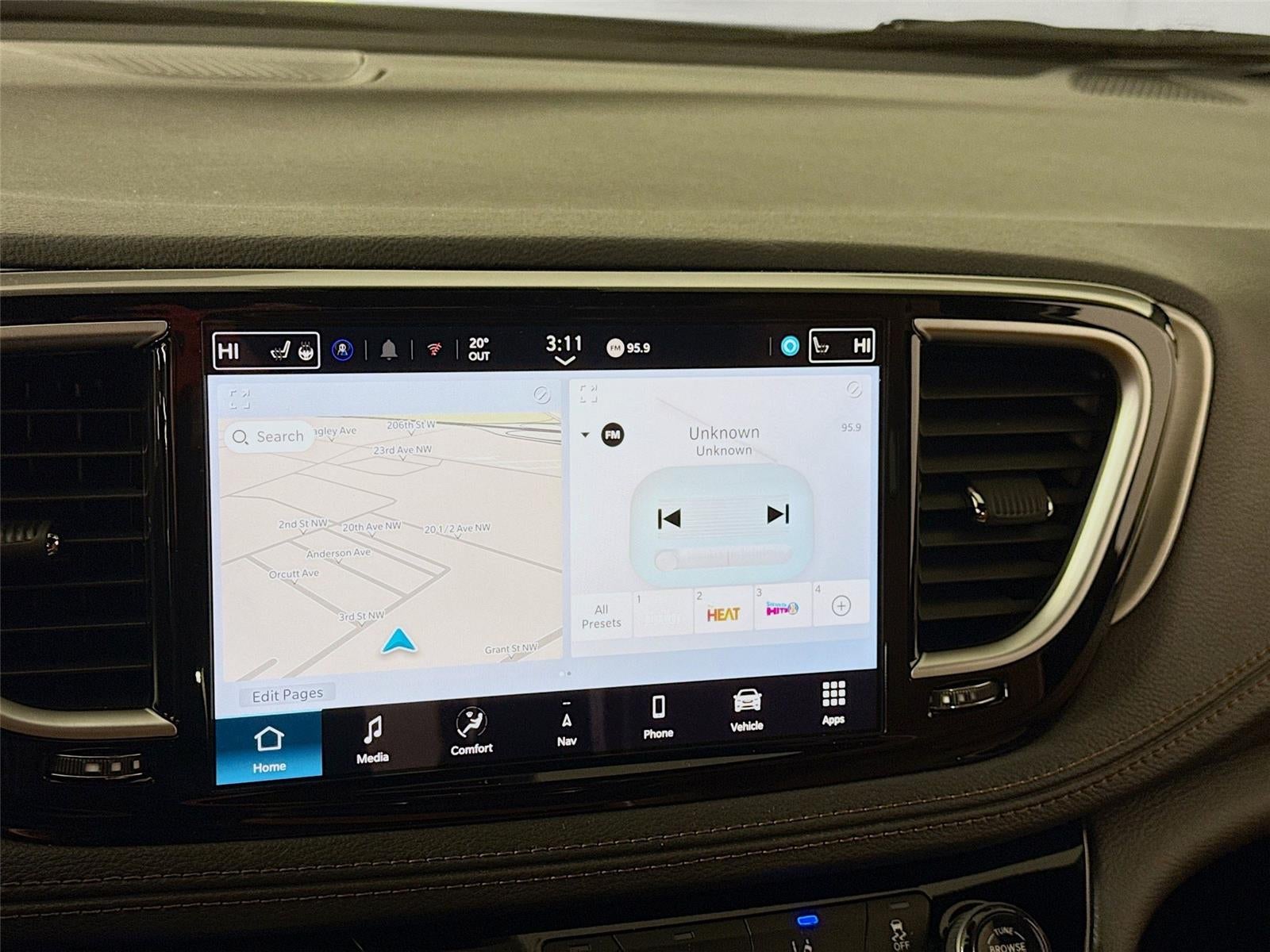 2026 Chrysler Pacifica Pinnacle