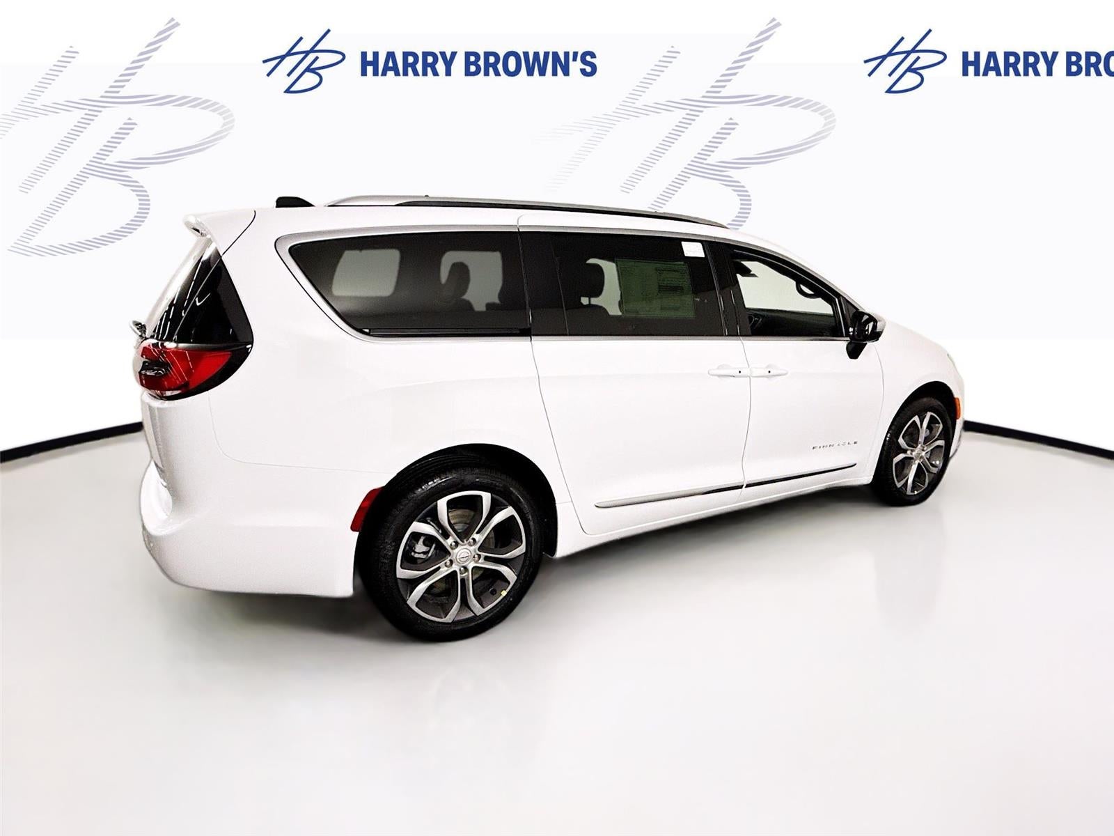 2026 Chrysler Pacifica Pinnacle