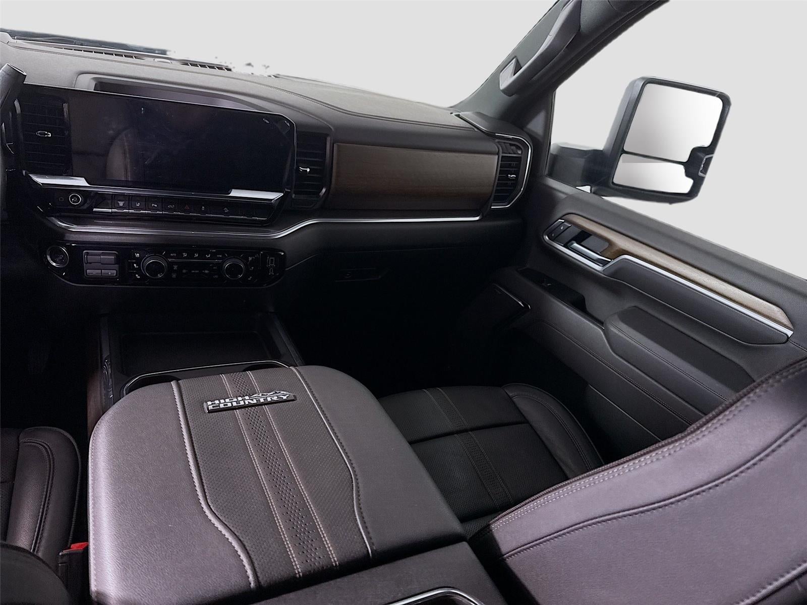 2025 Chevrolet Silverado 3500HD High Country