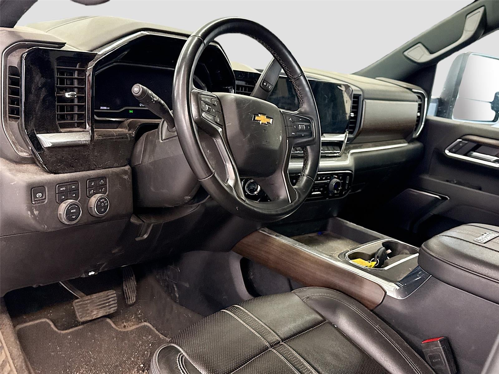 2025 Chevrolet Silverado 3500HD High Country