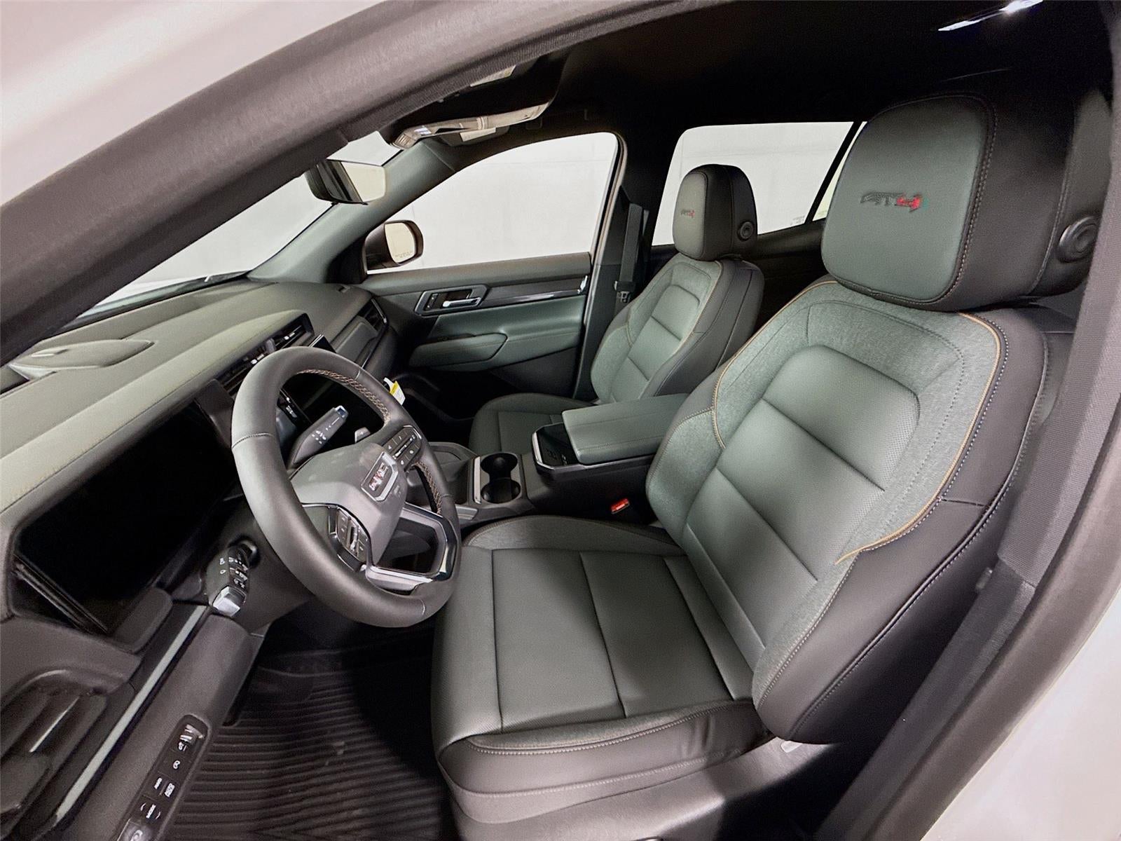 2026 GMC Terrain AWD AT4