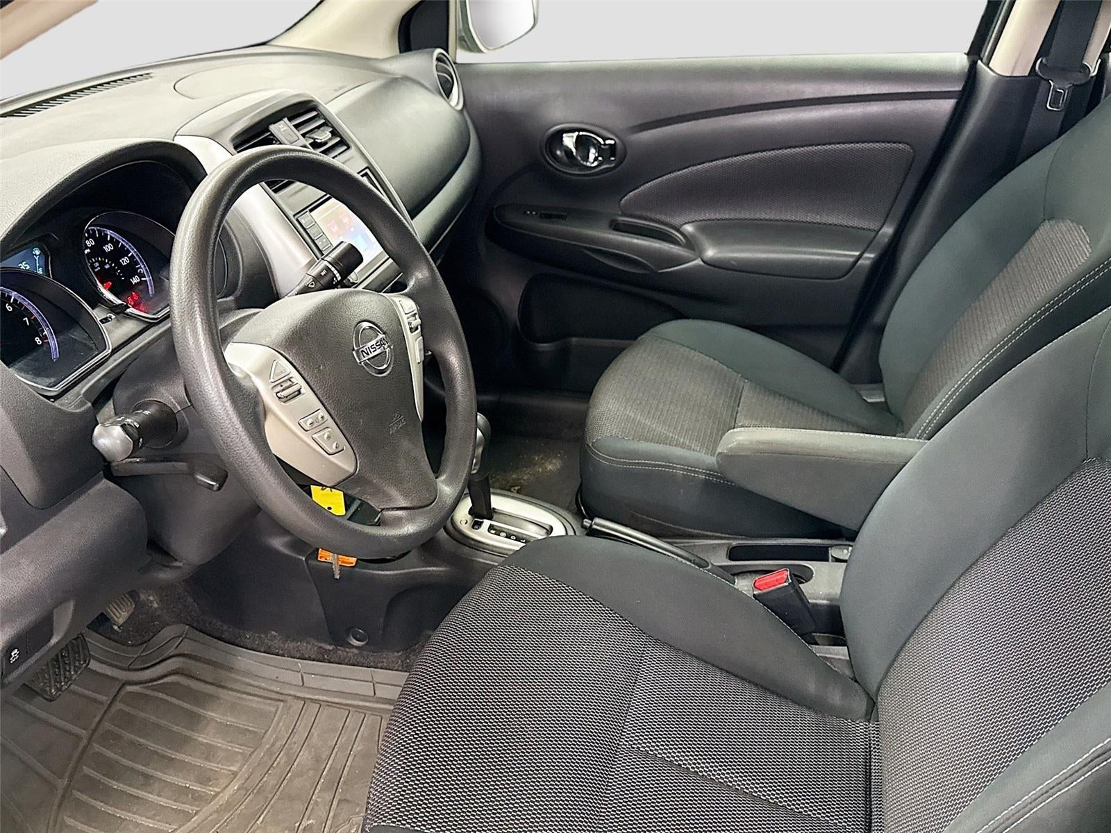 2019 Nissan Versa SV