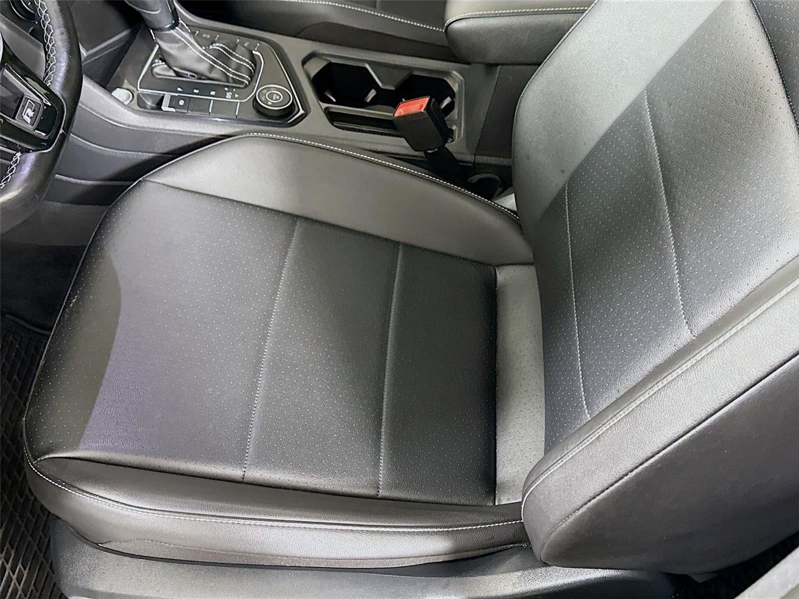 2021 Volkswagen Tiguan SE R-Line Black