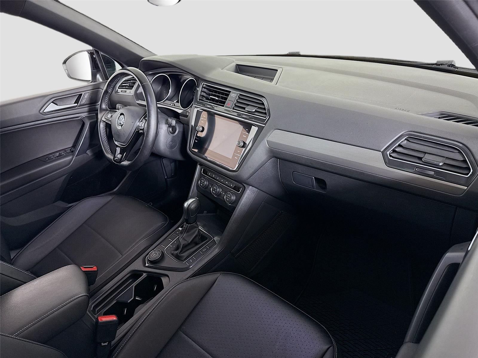 2021 Volkswagen Tiguan SE R-Line Black