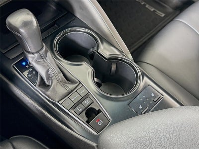 2018 Toyota Camry Hybrid Hybrid SE