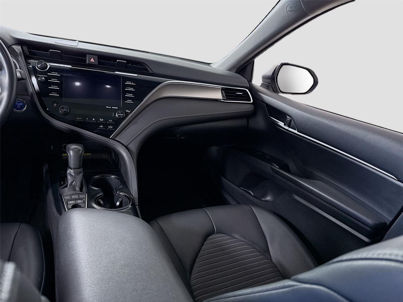 2018 Toyota Camry Hybrid Hybrid SE