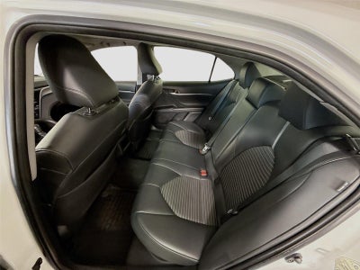 2018 Toyota Camry Hybrid Hybrid SE