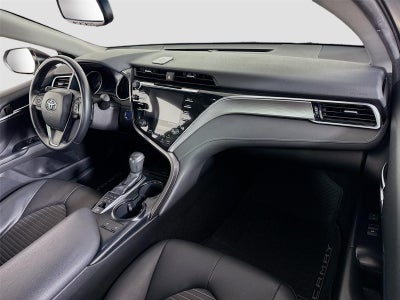 2018 Toyota Camry Hybrid Hybrid SE