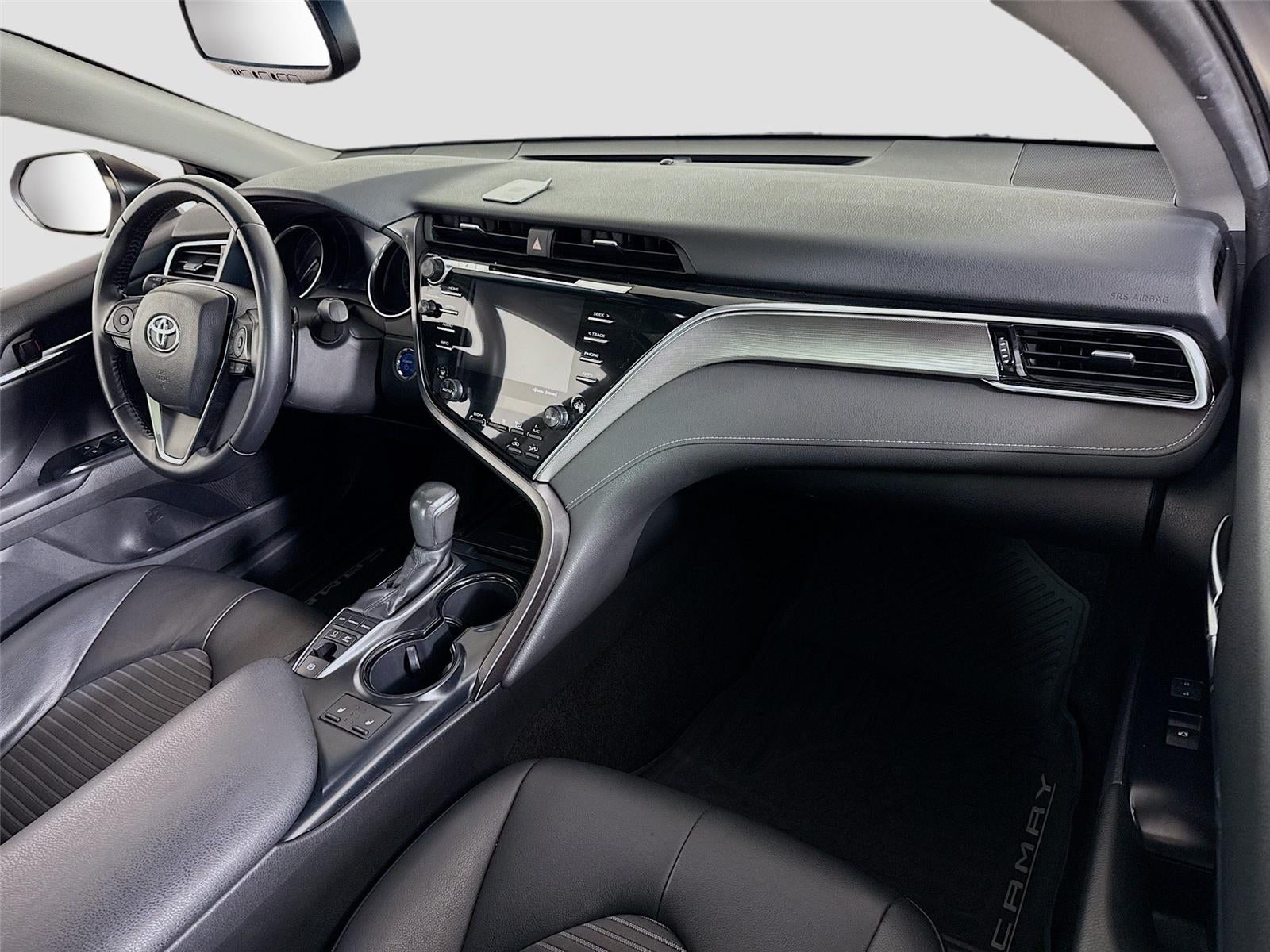 2018 Toyota Camry Hybrid Hybrid SE