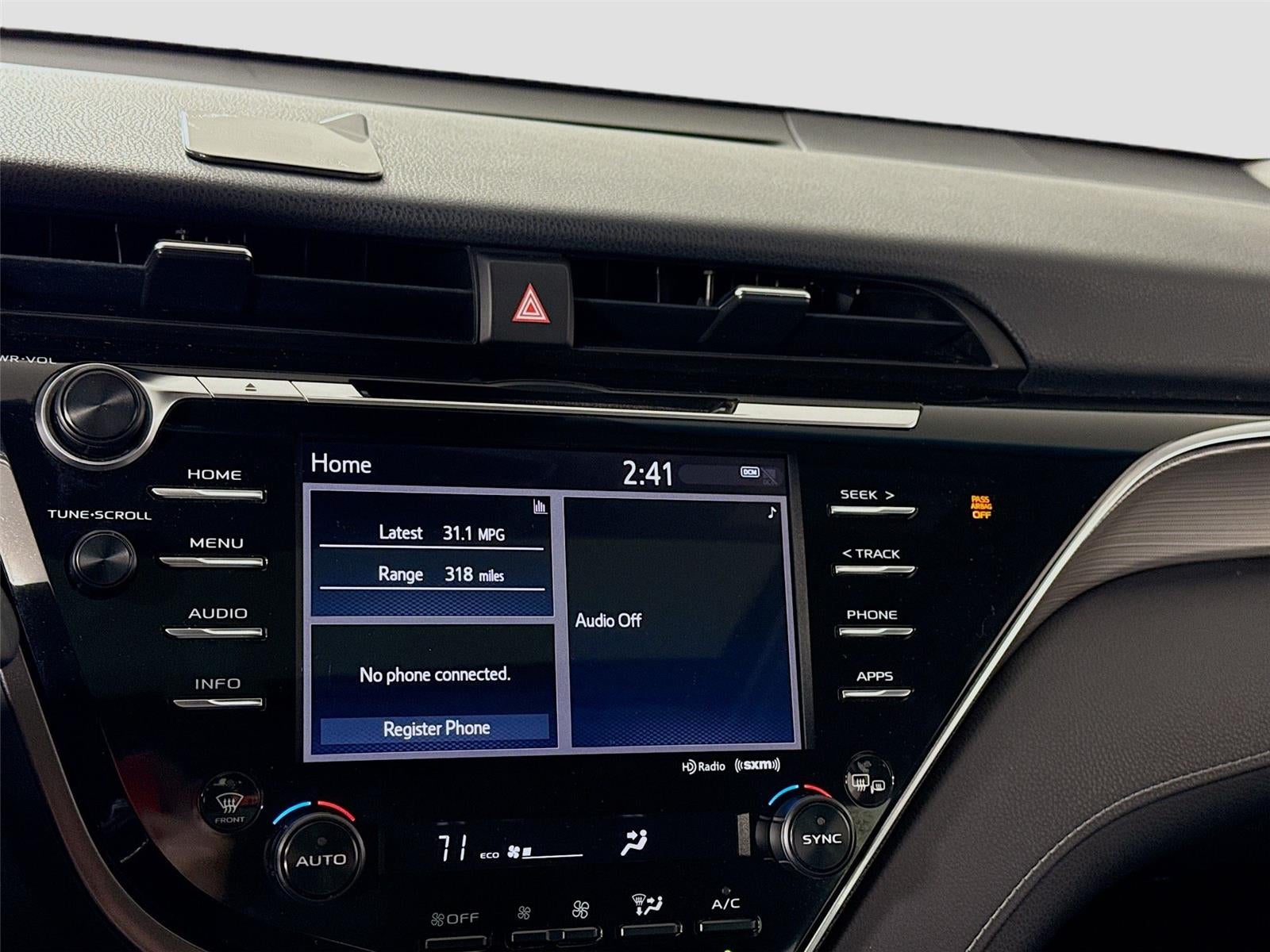 2018 Toyota Camry Hybrid Hybrid SE