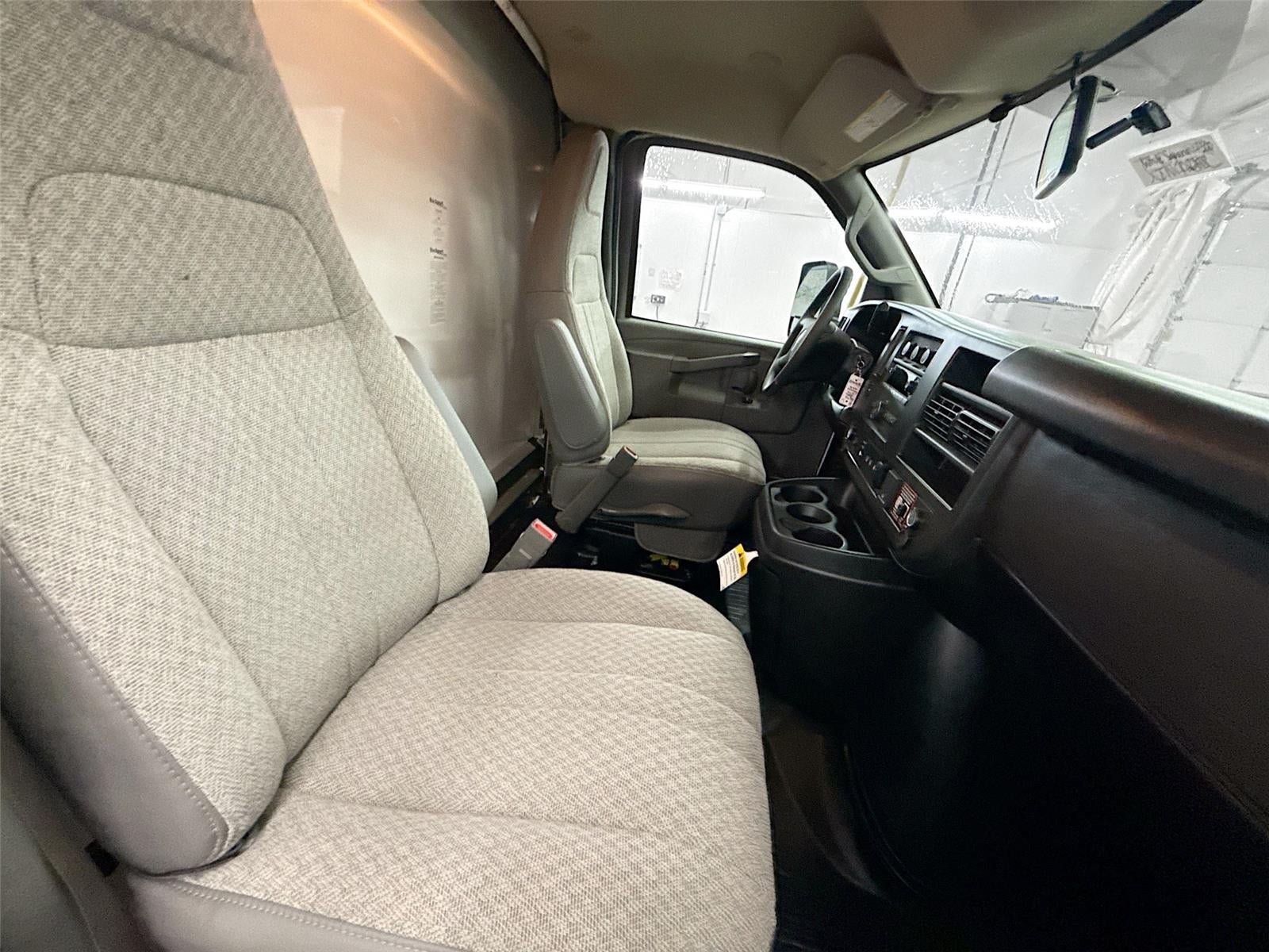 2026 GMC Savana Commercial Cutaway 4500 VAN 159