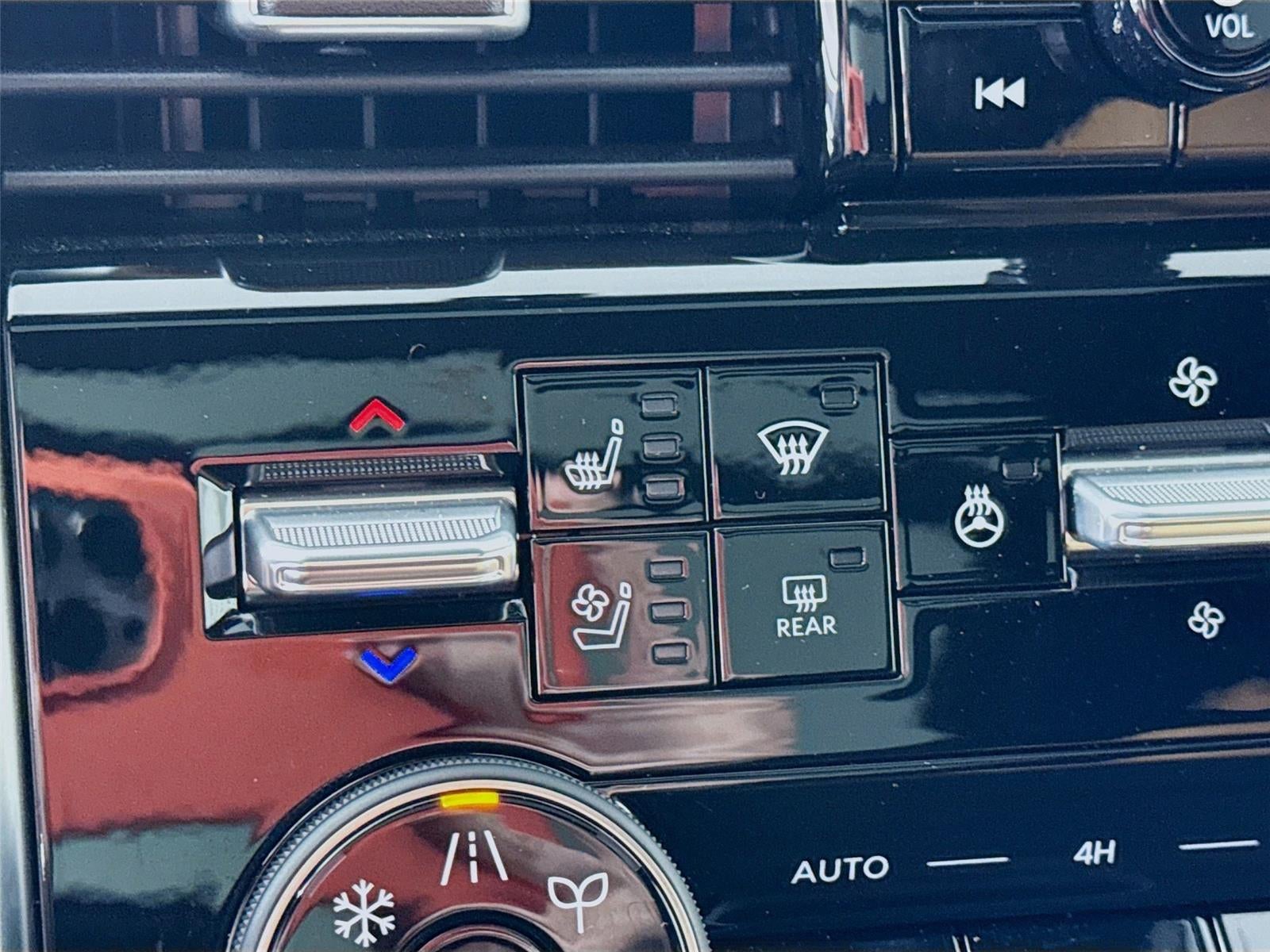 2025 Nissan Armada Platinum Reserve