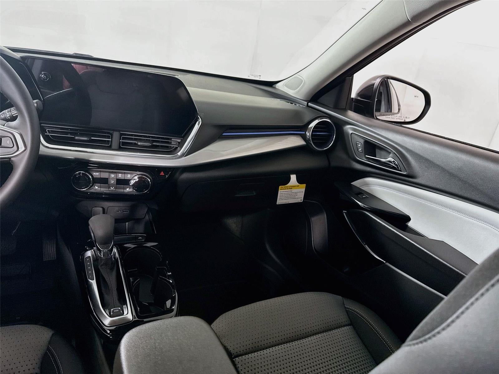 2026 Chevrolet Trax LT - Photo 15