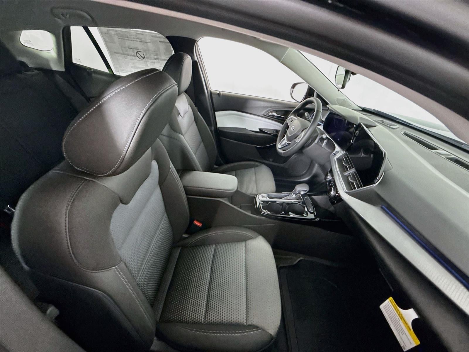 2026 Chevrolet Trax LT - Photo 19