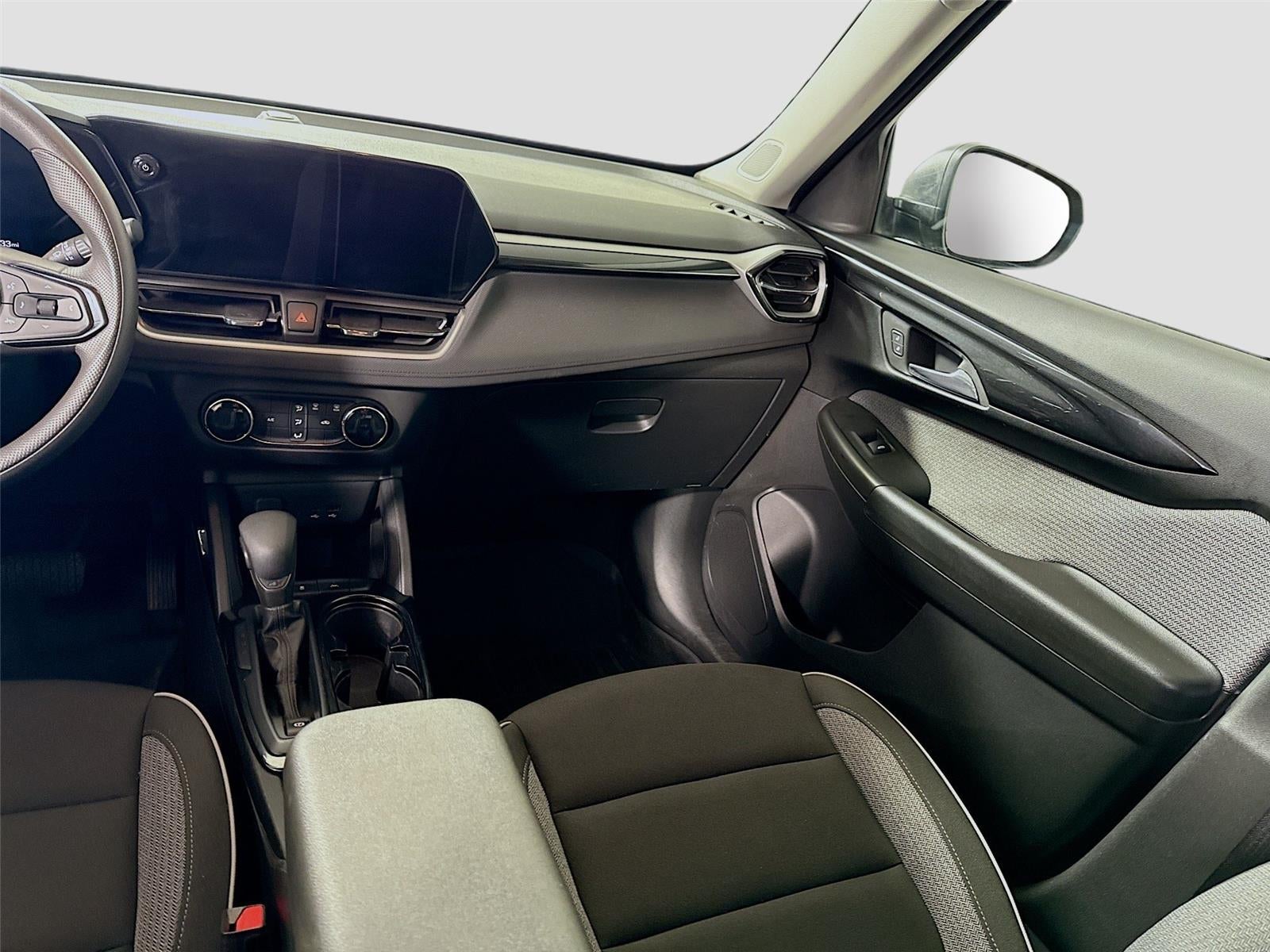 2025 Chevrolet Trailblazer LS