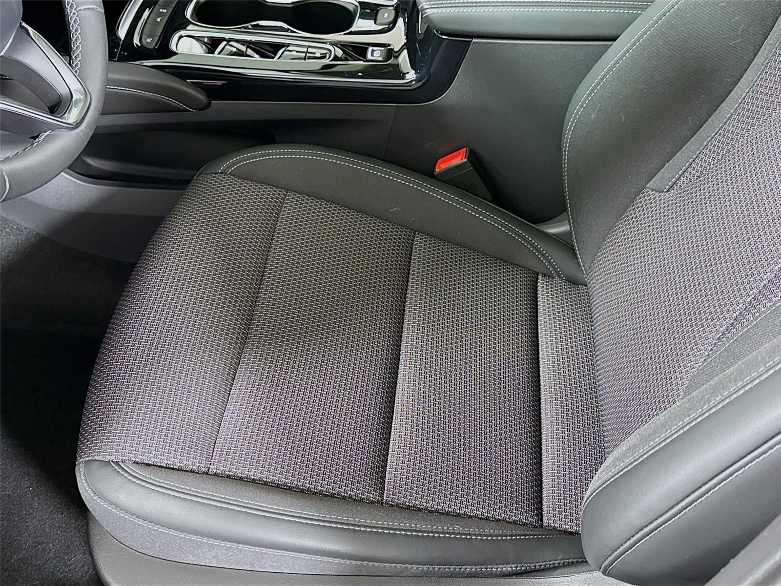 2022 Buick Envision FWD 4DR Preferred