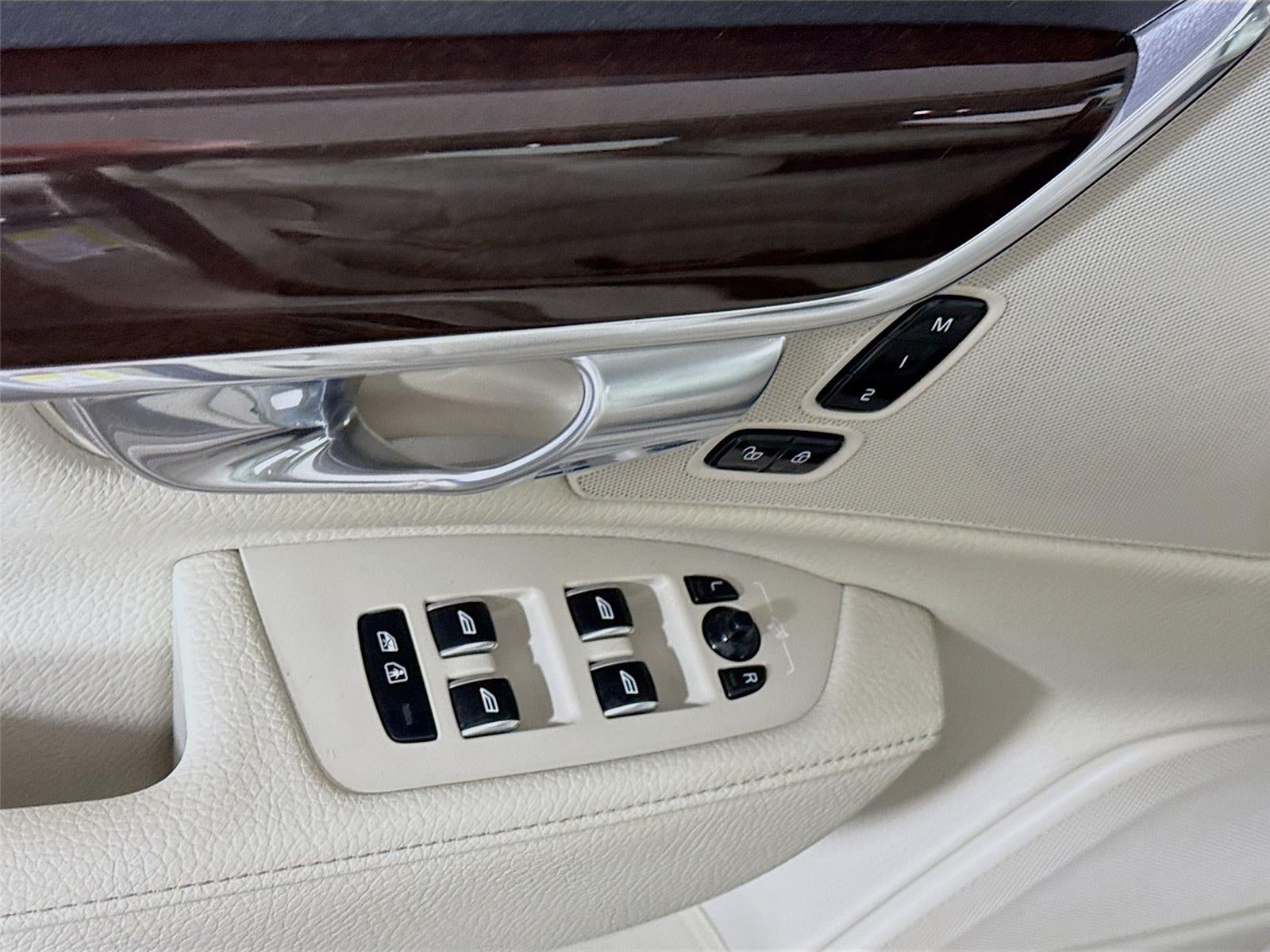 2018 Volvo S90 Momentum