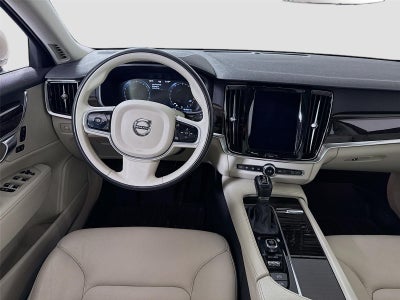 2018 Volvo S90 Momentum