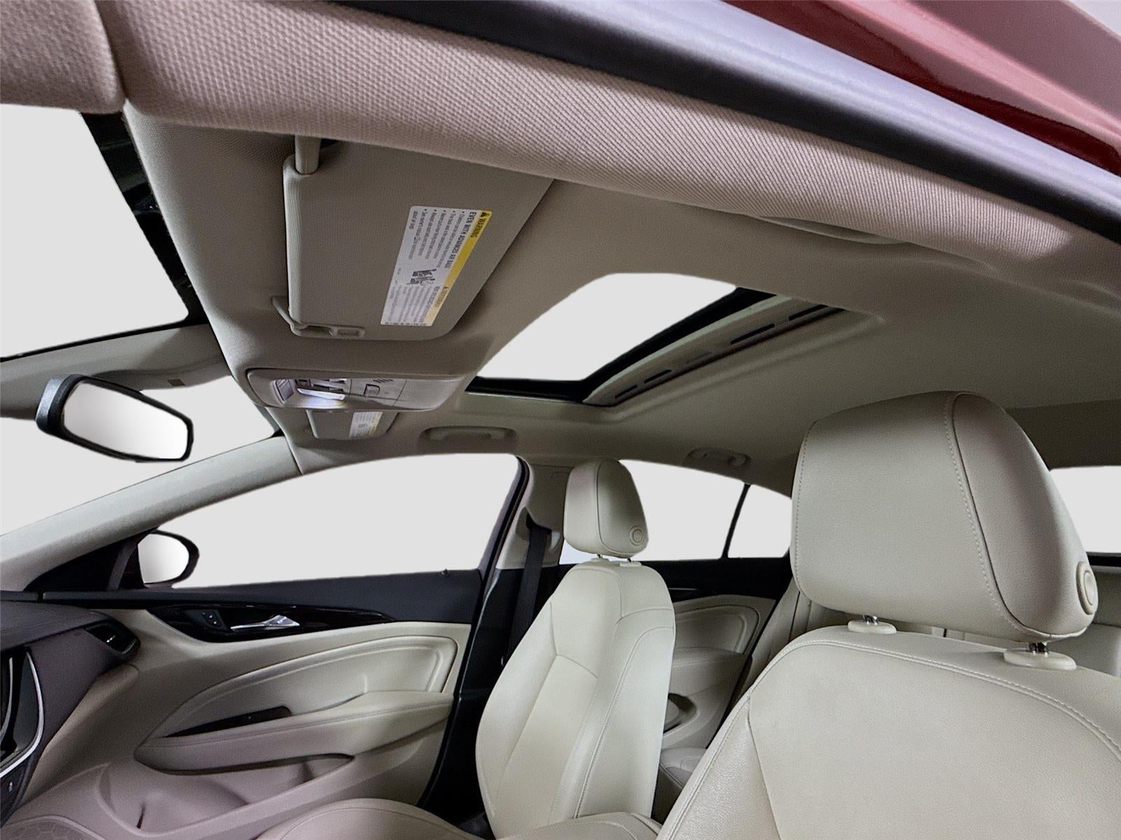 2018 Buick Regal Sportback Essence