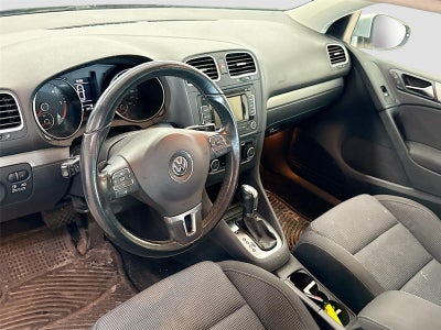 2013 Volkswagen Golf Base