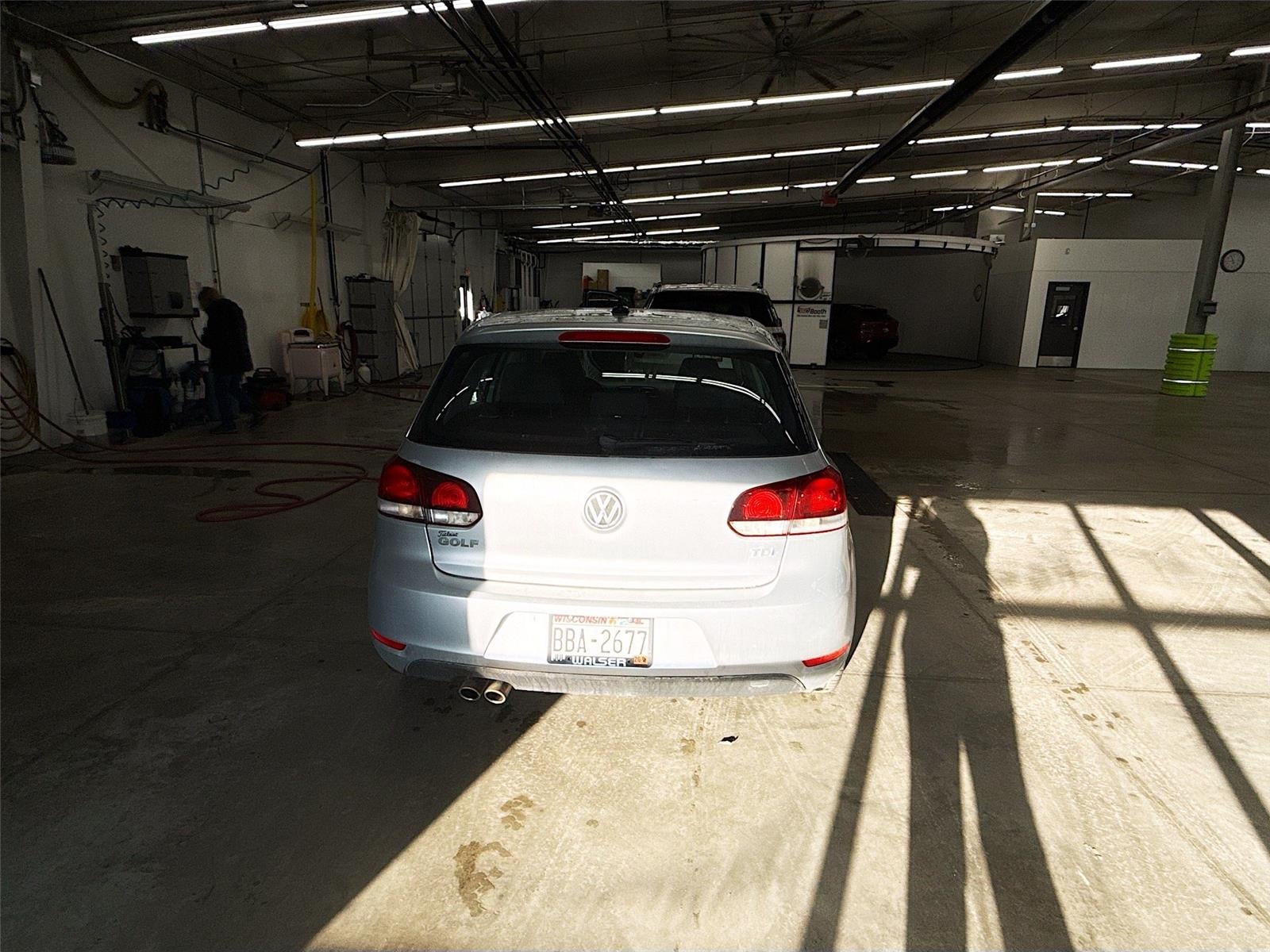 2013 Volkswagen Golf Base