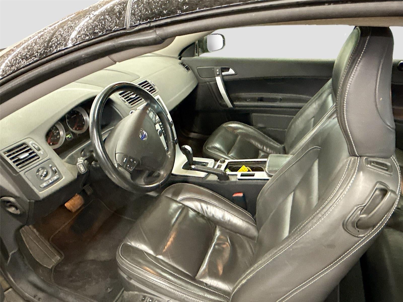 2011 Volvo C70 2dr Conv Auto