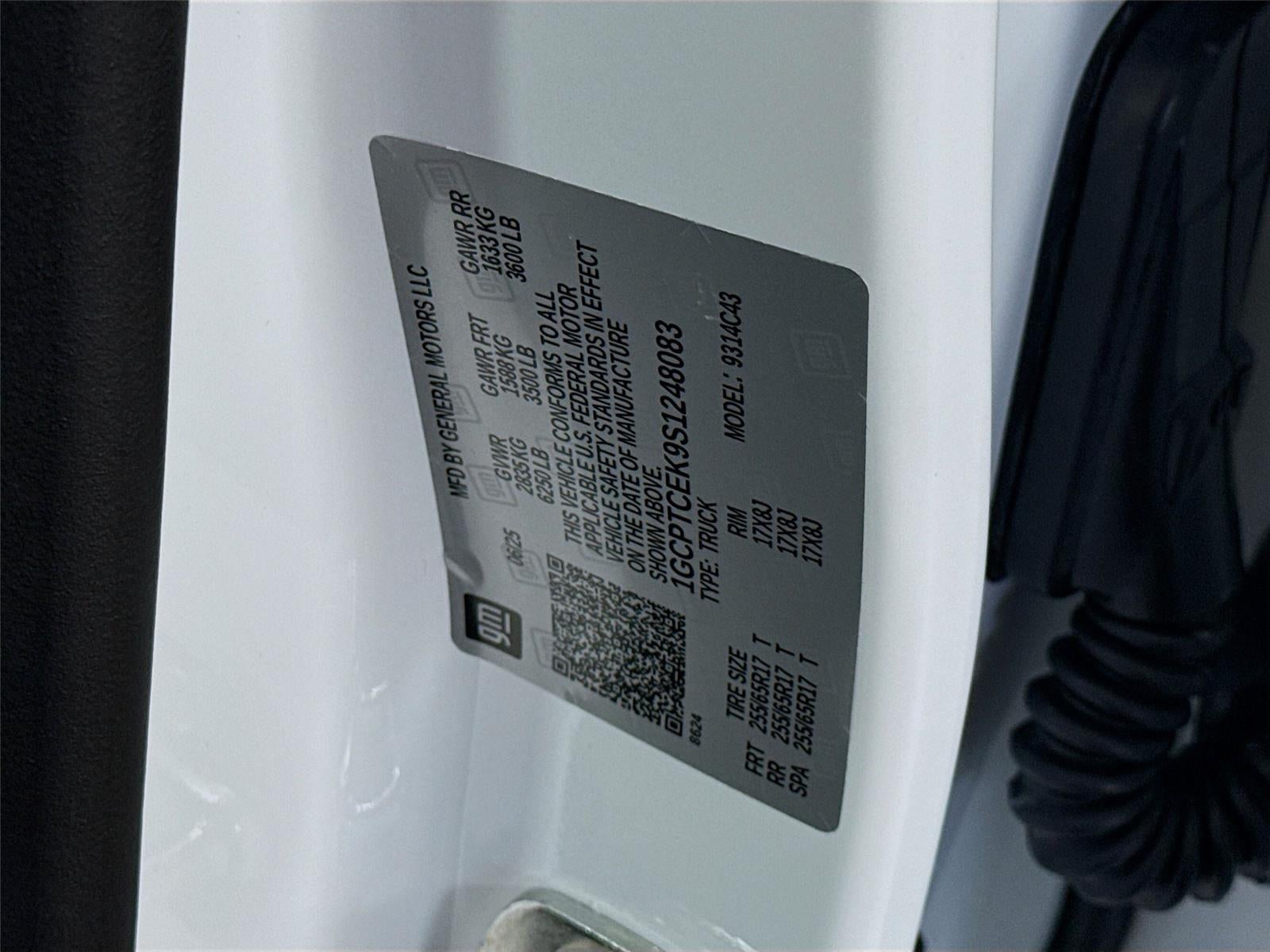 2025 Chevrolet Colorado WT/LT