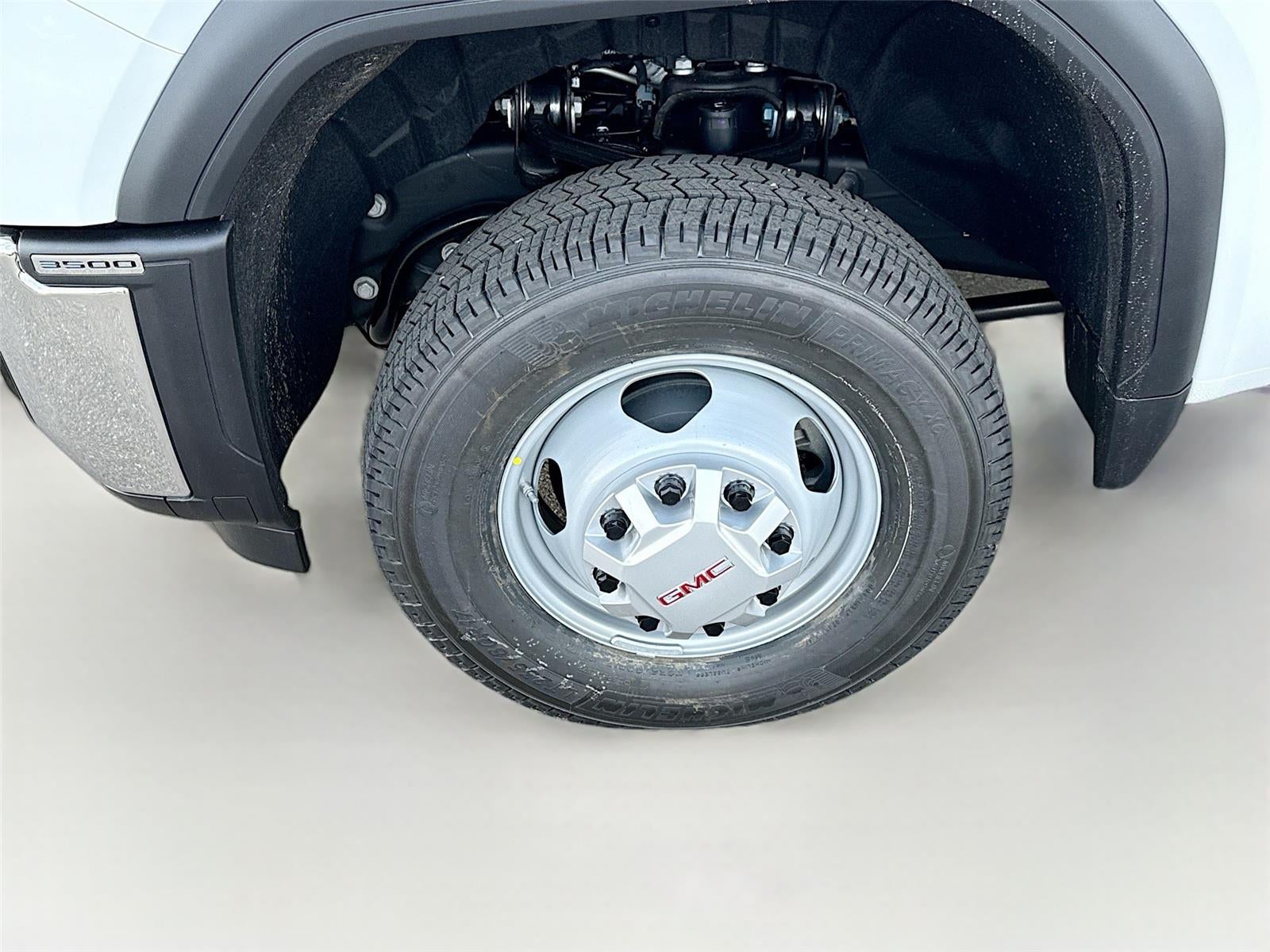 2026 GMC Sierra 3500 HD Chassis Cab Pro