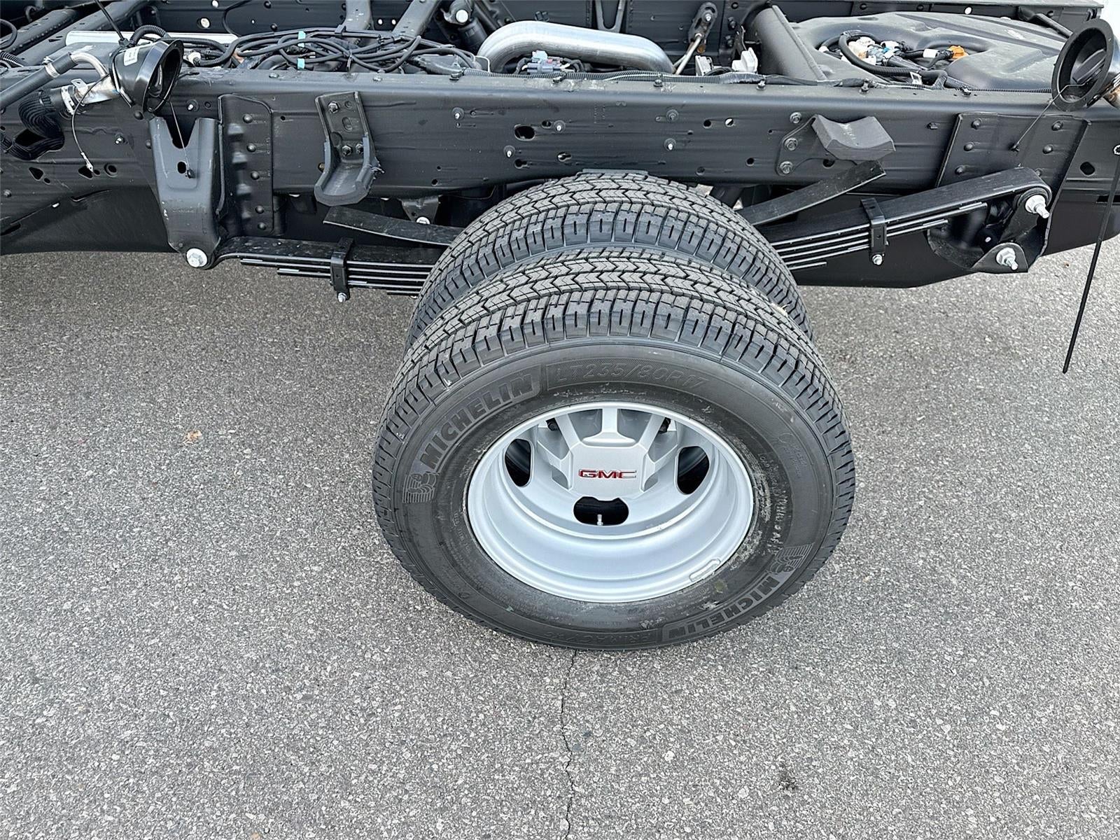 2026 GMC Sierra 3500 HD Chassis Cab Pro