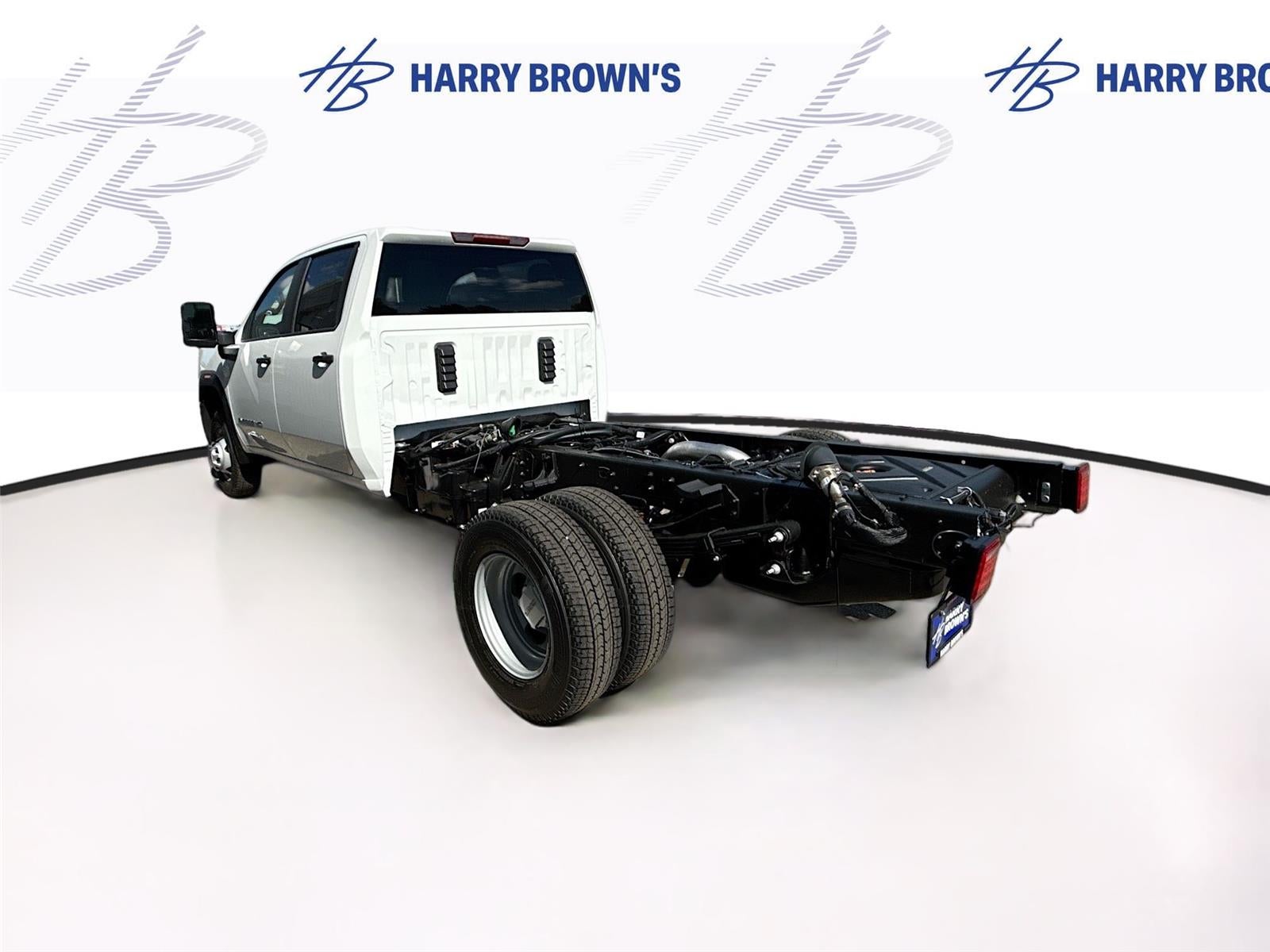 2026 GMC Sierra 3500 HD Chassis Cab Pro
