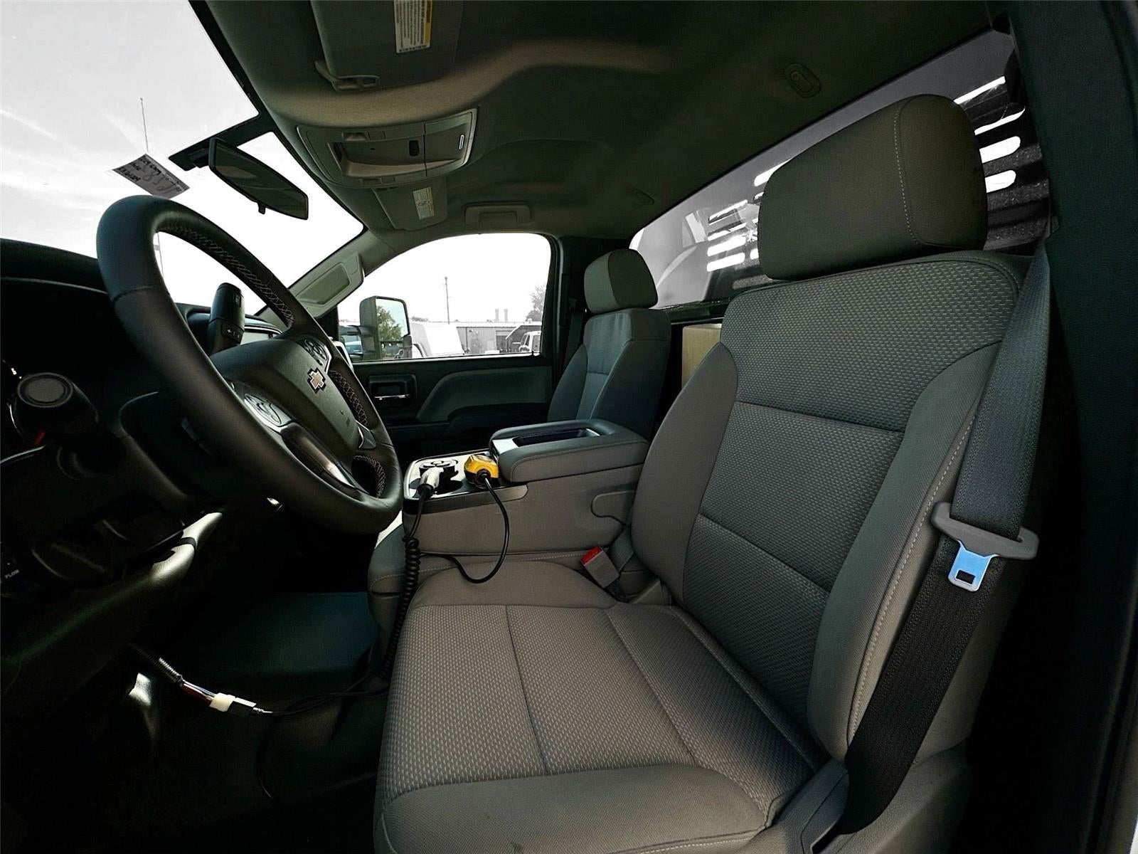 2024 Chevrolet Silverado 5500 HD Work Truck