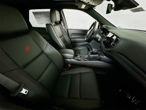 2025 Dodge Durango Front seats and dashboard