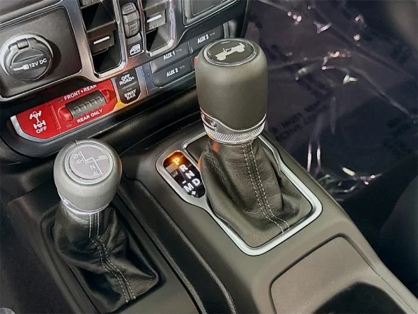 2025 Jeep Wrangler Drive modes