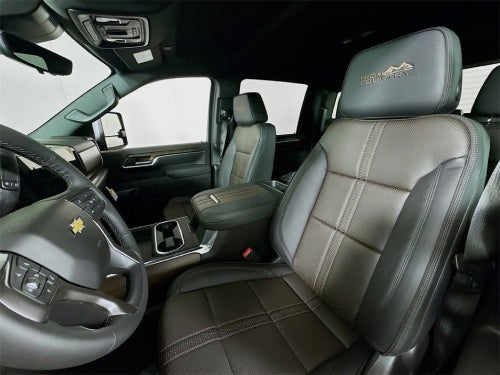 2025 Chevrolet Silverado HD front seats
