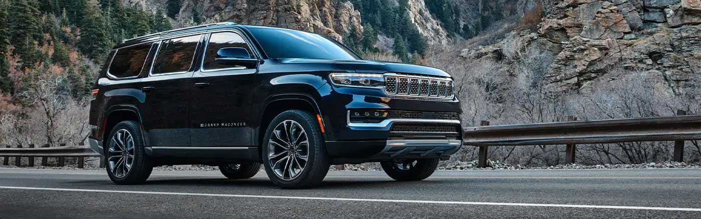 2022 Grand Wagoneer in Faribault, MN