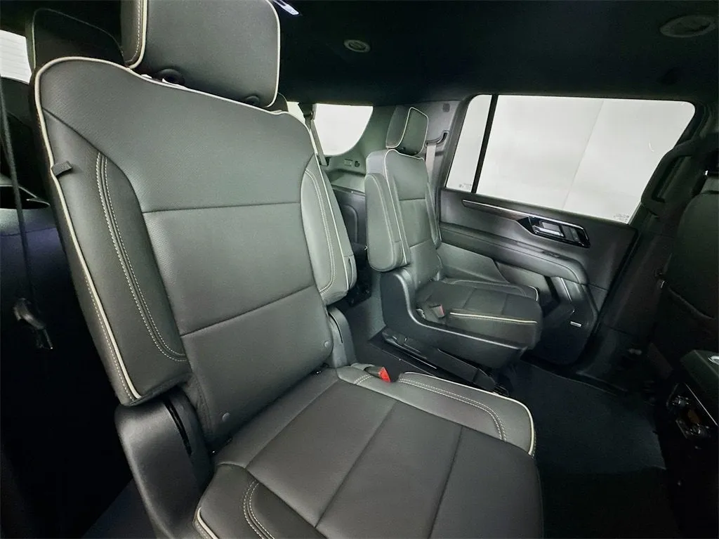 2025 Chevrolet Suburban seats